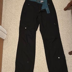 Women’s snow pants Eddie Bauer great condition